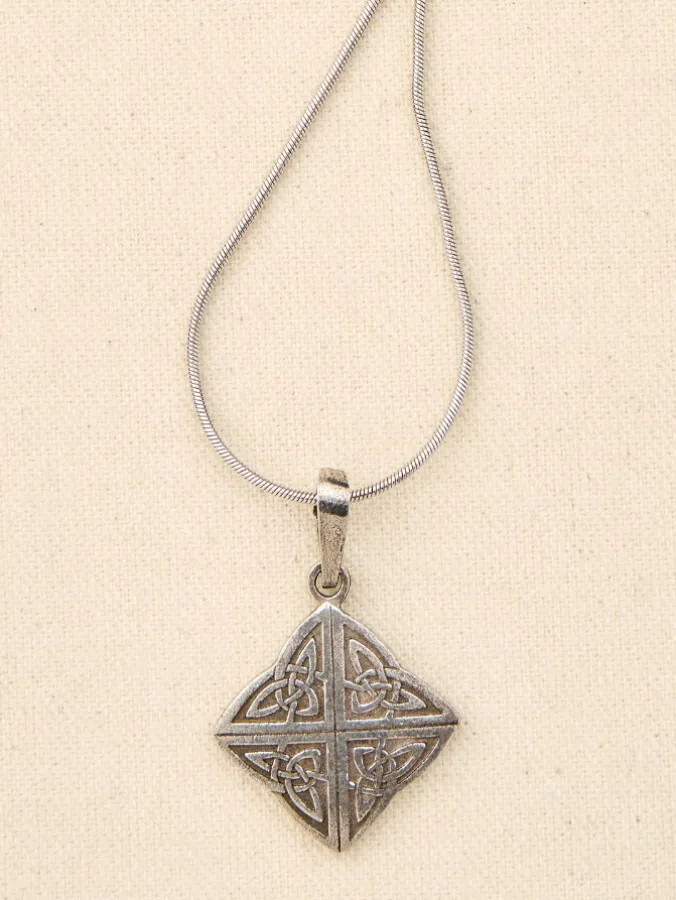 Pewter Celtic Knot Pendant Necklace