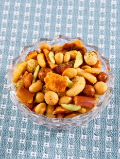 Pretzel Lovers Snack Mix, 1.5 Pound Bag