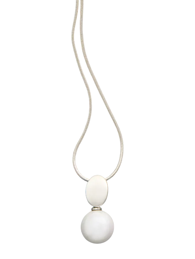 Single Pearl and Silver Pendant Necklace