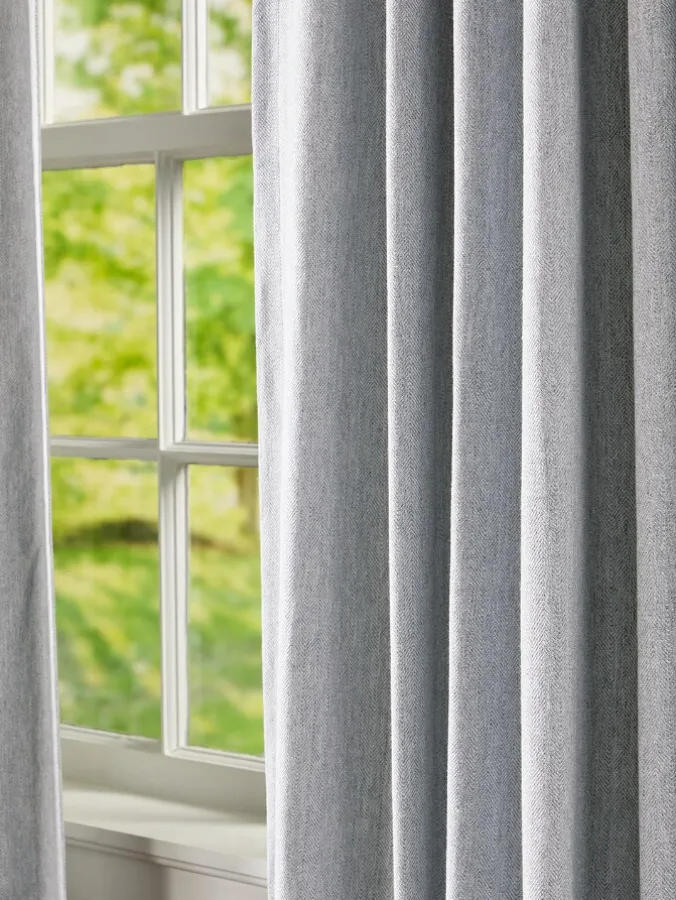 Soft Chevron Lined Rod Pocket Long Panel With Back Tabs