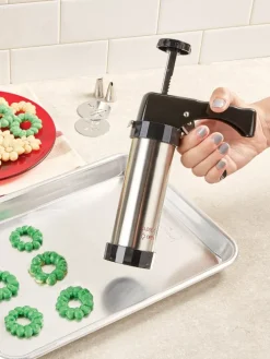 Stainless Steel Cookie Press With Icing Tips