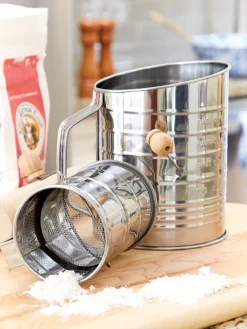 Stainless Steel 1-Cup Flour Sifter
