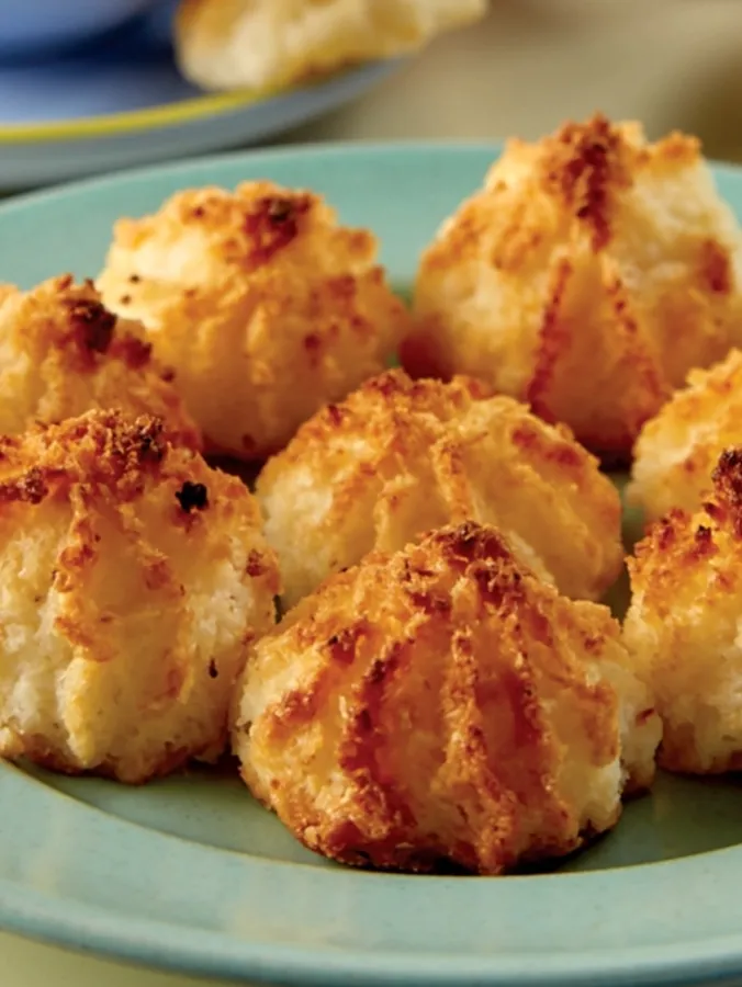 Sugar-Free Coconut Macaroons