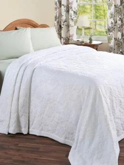 Supremely Soft Jacobean Floral Bedspread