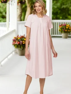Sweet Dreams Short-Sleeve Jersey Cotton Nightgown