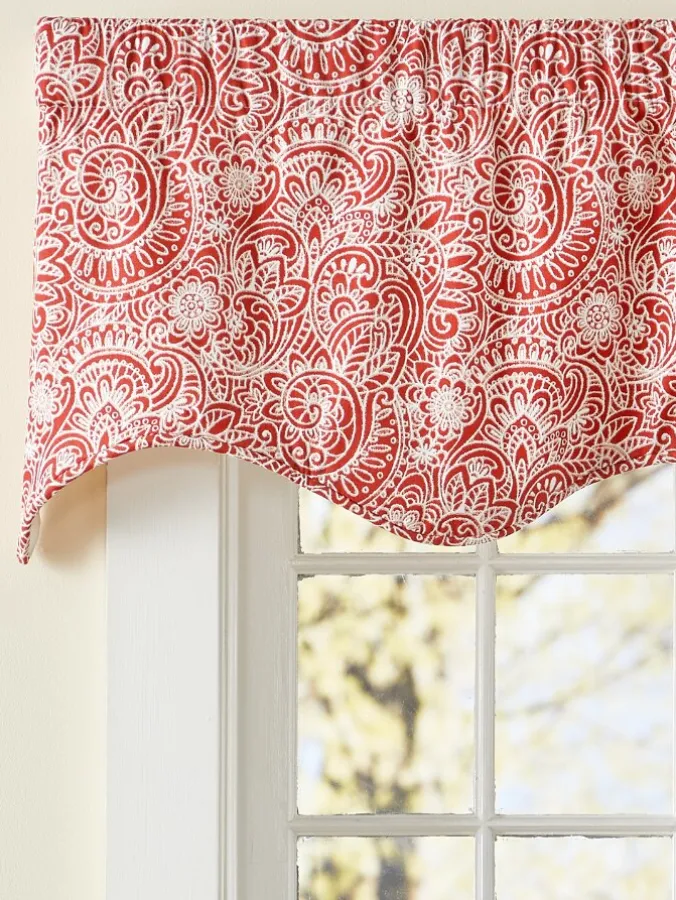 Swirling Paisleys Rod Pocket Scalloped Valance