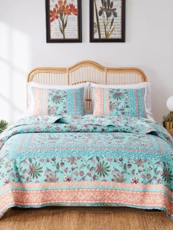 Tropical Breeze Quilt and Pillow Sham Set