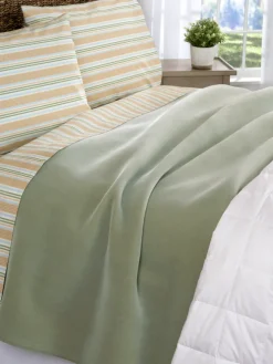 Vellux Original Plush Blanket
