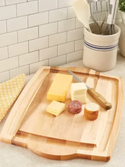 Vermont Farmhouse Carving Board