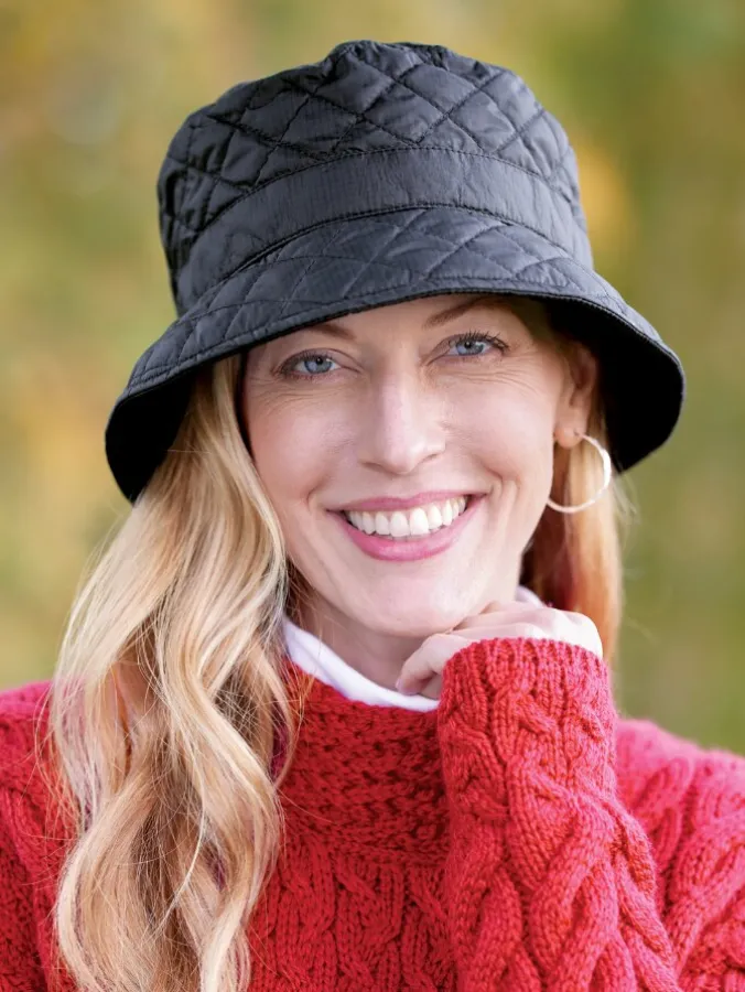Women's All-Weather Hat With Ear Flaps