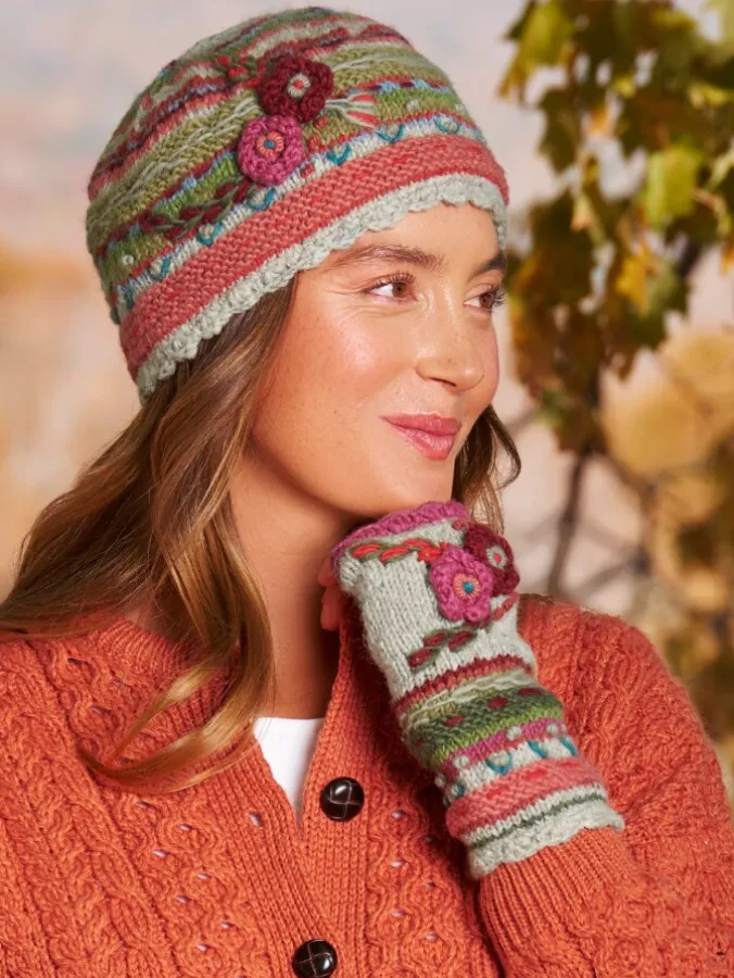 Women's Floral Blossoms Lassen Wool Hand Warmers