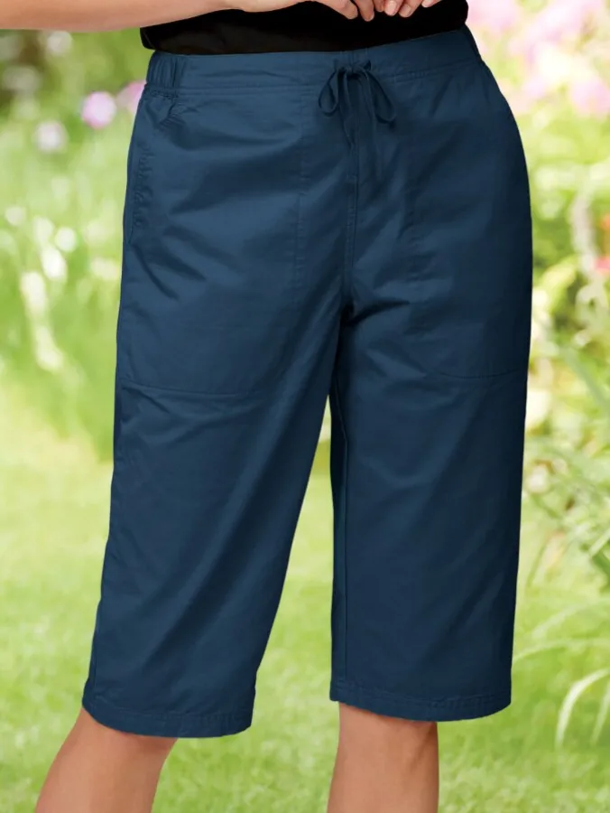 Women's Garment-Washed Cotton Twill Capri Pants