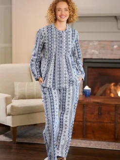Women's Nordic Snowflake Flannel Pajama Set
