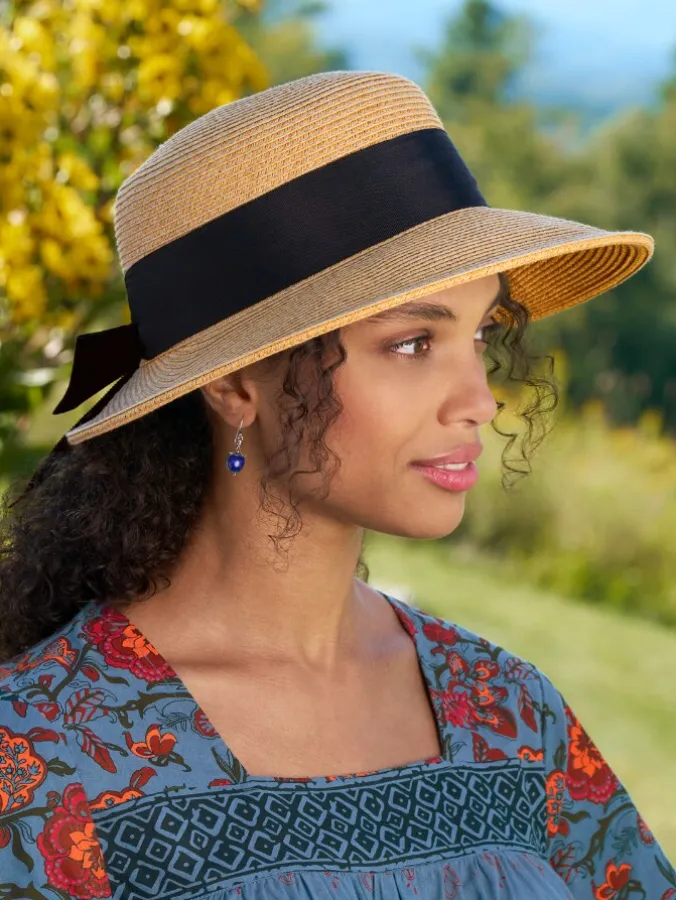 Women's Raffia Hat With Ribbon and Bow