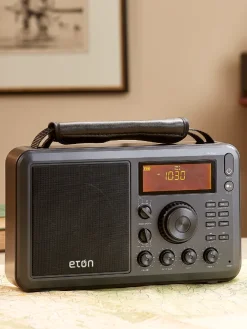 Worldwide Shortwave Tabletop Radio
